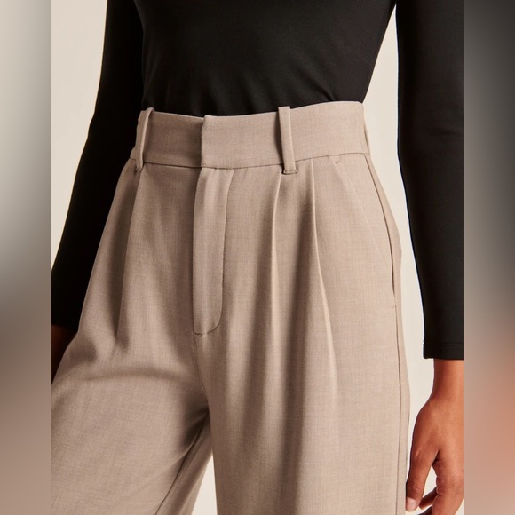 Daisy Grace Taupe Wide-Leg Pants *NWOT* - Picture 4 of 8